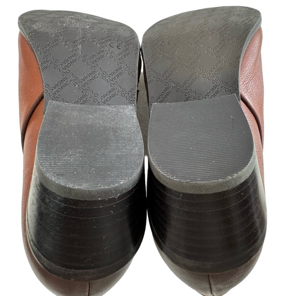 Vionic Jolene Brown Leather Blocked Heel Ankle Booties in Mocha Size 9.5 - Picture 12 of 16